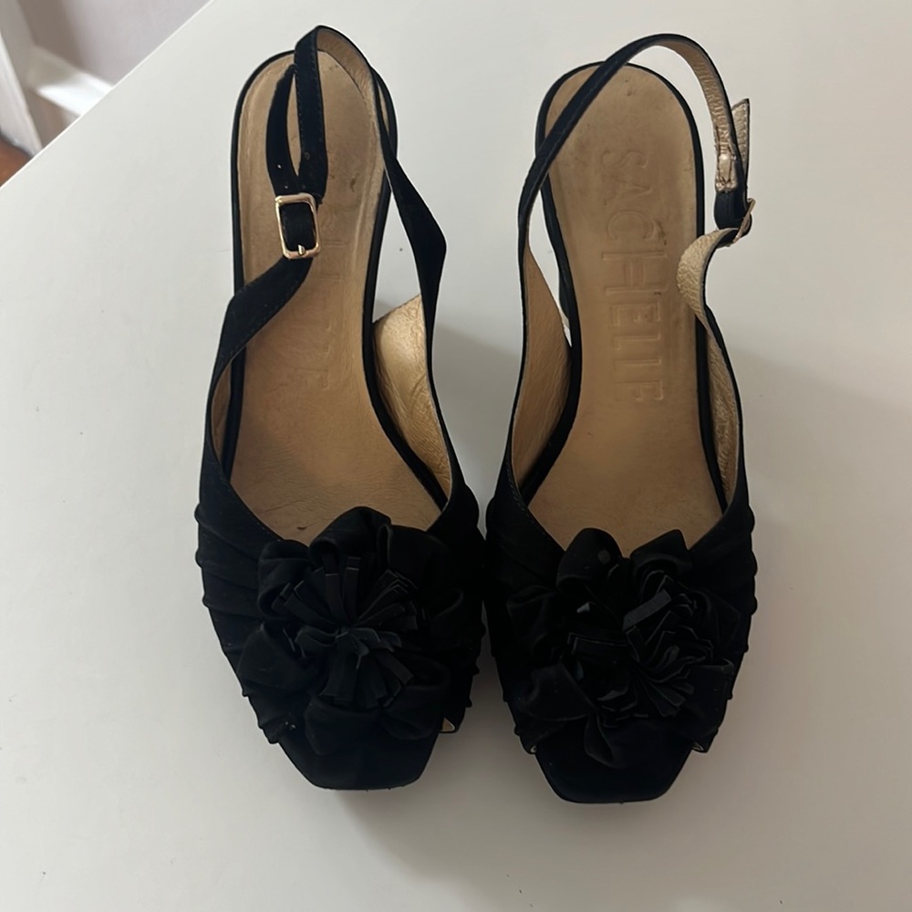 sachelle black flower heels